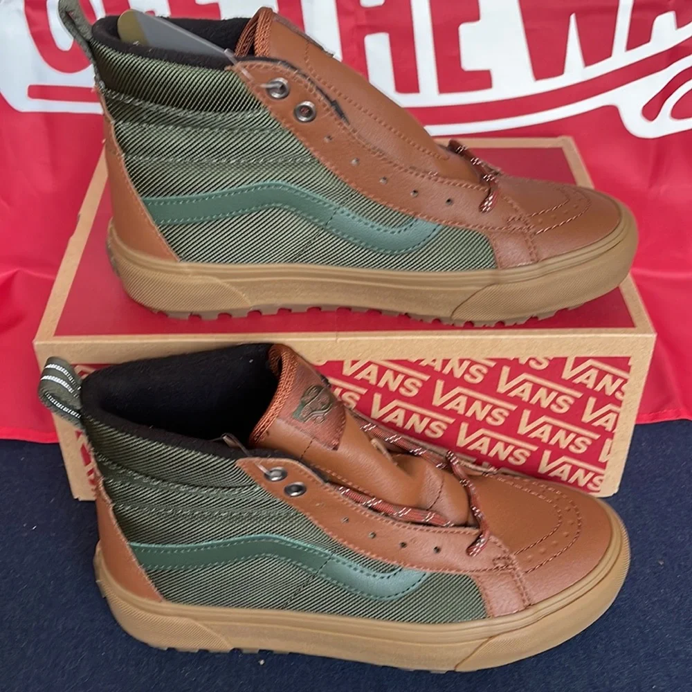 Vans Sk8-Hi Mte-1
Green/Gum
VNOA5HZY17P
WMNS boots - sneakers - Picture 2 of 16